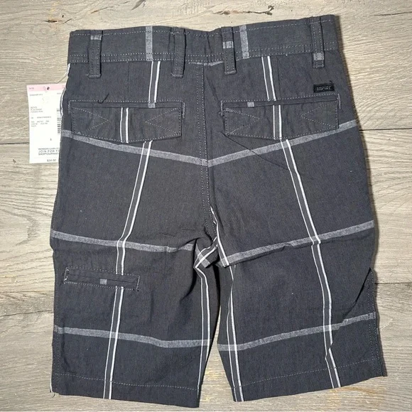 NWT Boy’s Plaid Shorts Trio in Black, Gray, and Tan. Size 8. - Picture 5 of 10